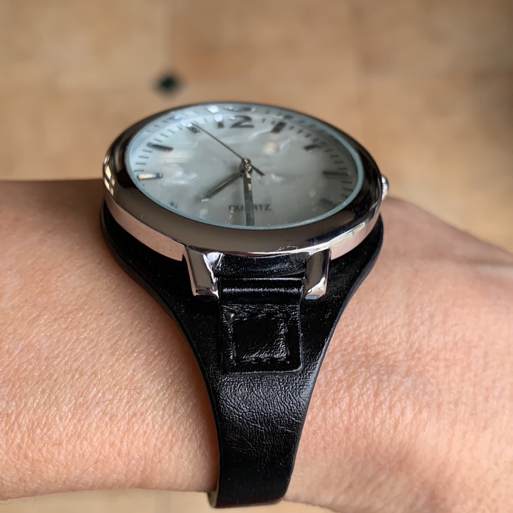 Watch - Picture 5 of 12